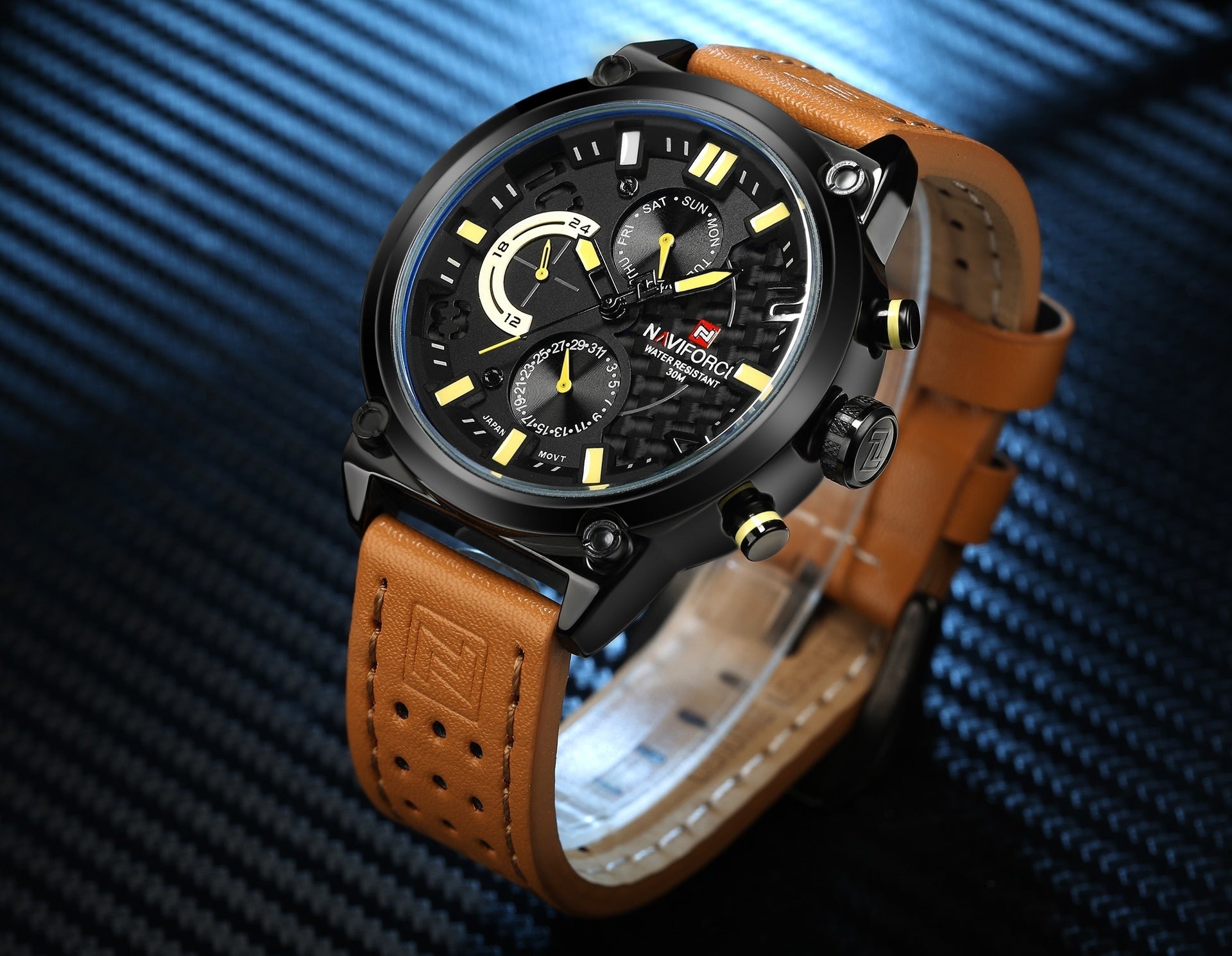 Men's Leather Belt Quartz Watch Waterproof Leisure